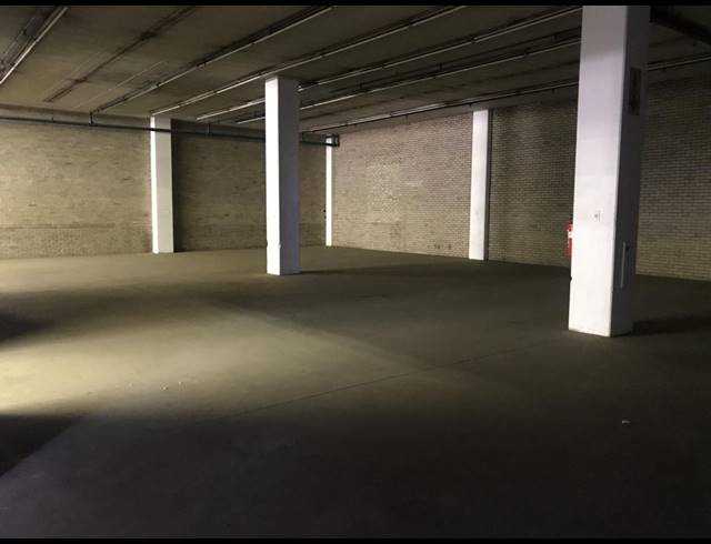 2,490M² WAREHOUSE TO LET IN WYNBERG